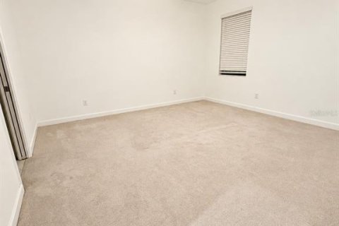 Touwnhouse à vendre à Bradenton, Floride: 3 chambres, 178.84 m2 № 2405146 - photo 11