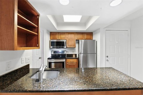 Condo in Tampa, Florida, 2 bedrooms № 2092151 - photo 7