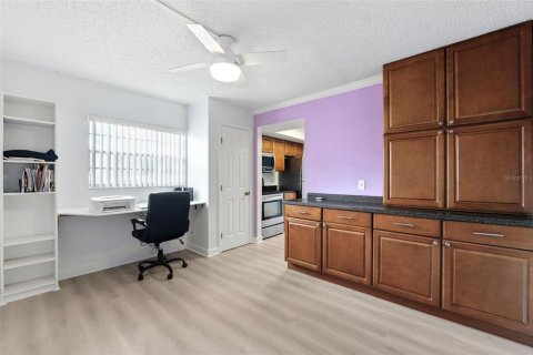Condo in Tampa, Florida, 2 bedrooms № 2092151 - photo 14