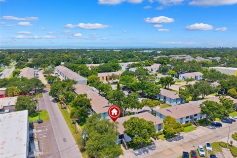 Condo in Tampa, Florida, 2 bedrooms № 2092151 - photo 30