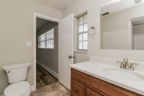 Villa ou maison à louer à Brooksville, Floride: 3 chambres, 128.21 m2 № 2113587 - photo 11