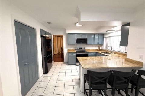 Casa en venta en Tampa, Florida, 3 dormitorios, 140.84 m2 № 2384332 - foto 5