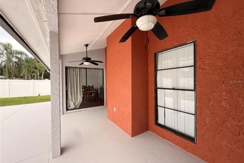 Casa en venta en Tampa, Florida, 3 dormitorios, 140.84 m2 № 2384332 - foto 26