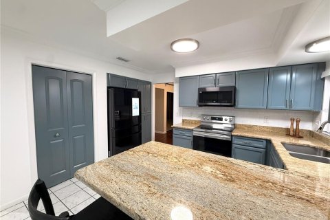 Casa en venta en Tampa, Florida, 3 dormitorios, 140.84 m2 № 2384332 - foto 6