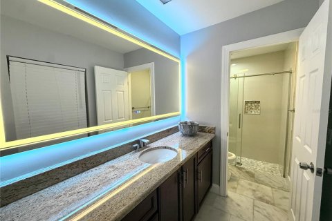 Casa en venta en Tampa, Florida, 3 dormitorios, 140.84 m2 № 2384332 - foto 17