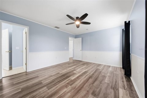 House in Pinellas Park, Florida 3 bedrooms, 173.54 sq.m. № 2321454 - photo 27