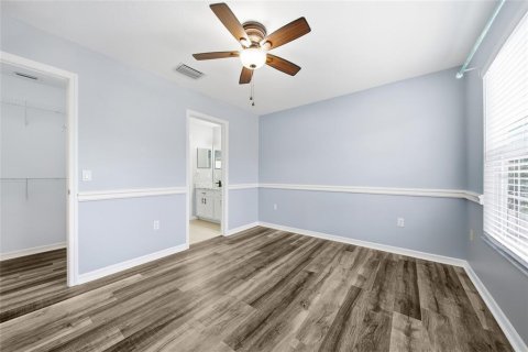 House in Pinellas Park, Florida 3 bedrooms, 173.54 sq.m. № 2321454 - photo 30