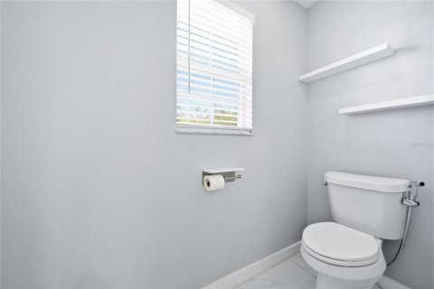 House in Pinellas Park, Florida 3 bedrooms, 173.54 sq.m. № 2321454 - photo 24
