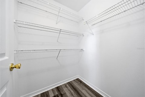 House in Pinellas Park, Florida 3 bedrooms, 173.54 sq.m. № 2321454 - photo 26