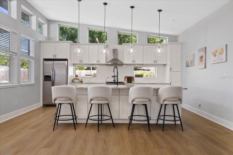 Casa en venta en Tampa, Florida, 3 dormitorios, 175.21 m2 № 2428795 - foto 10