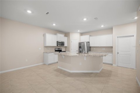 House in OCALA PRESERVE in Ocala, Florida 3 bedrooms, 145.39 sq.m. № 2106322 - photo 9