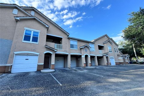 Condominio en venta en Tampa, Florida, 1 dormitorio, 88.35 m2 № 1508545 - foto 1