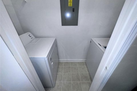Condominio en venta en Tampa, Florida, 1 dormitorio, 88.35 m2 № 1508545 - foto 12