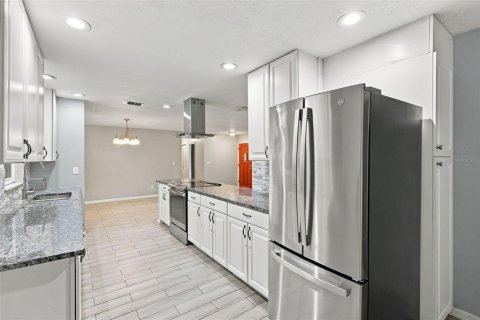Купить виллу или дом в Дебари, Флорида 5 комнат, 127.83м2, № 2404970 - фото 14