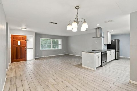 Купить виллу или дом в Дебари, Флорида 5 комнат, 127.83м2, № 2404970 - фото 9