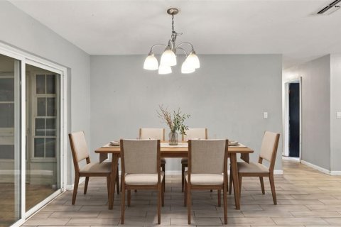 Купить виллу или дом в Дебари, Флорида 5 комнат, 127.83м2, № 2404970 - фото 16