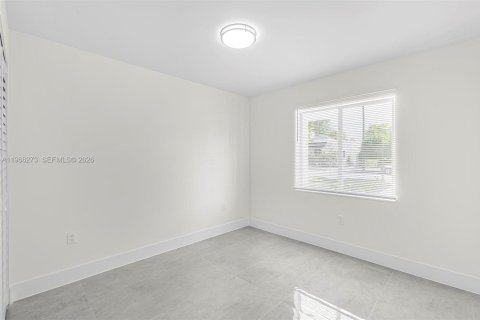 Villa ou maison à vendre à Miami, Floride: 4 chambres, 148.64 m2 № 2027980 - photo 20