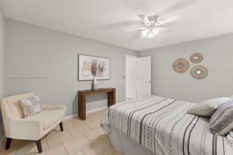 House in Fort Myers, Florida 2 bedrooms № 1822238 - photo 21