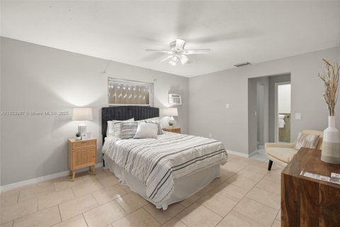 House in Fort Myers, Florida 2 bedrooms № 1822238 - photo 25