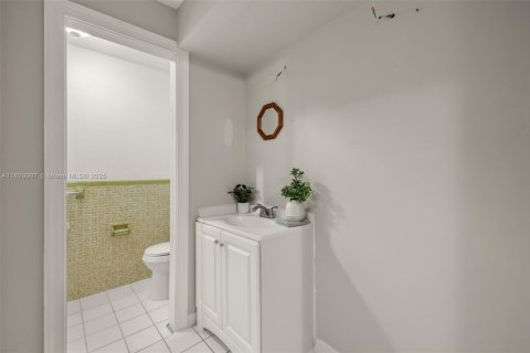 House in Fort Myers, Florida 2 bedrooms № 1822238 - photo 26