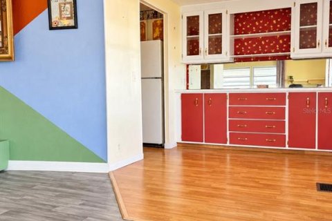 Appartement à louer à Largo, Floride: 2 chambres, 102.56 m2 № 2384282 - photo 9