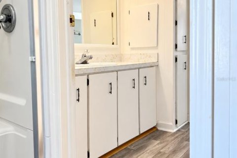 Appartement à louer à Largo, Floride: 2 chambres, 102.56 m2 № 2384282 - photo 25