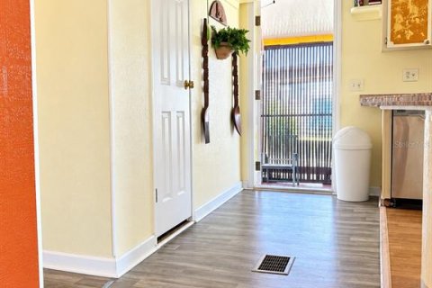 Appartement à louer à Largo, Floride: 2 chambres, 102.56 m2 № 2384282 - photo 11