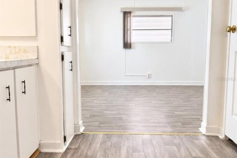 Appartement à louer à Largo, Floride: 2 chambres, 102.56 m2 № 2384282 - photo 26