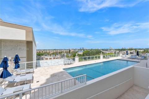 Купить кондоминиум в Форт-Лодердейл, Флорида 2 спальни, 127.74м2, № 2009121 - фото 24