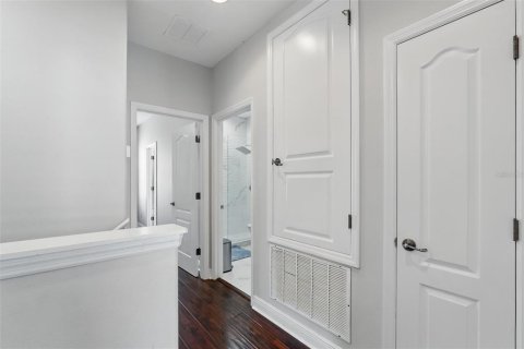 Villa ou maison à vendre à Orlando, Floride: 4 chambres, 232.16 m2 № 1909076 - photo 25
