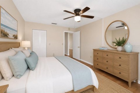 Copropriété à vendre à Gulfport, Floride: 1 chambre, 98.48 m2 № 2151424 - photo 19