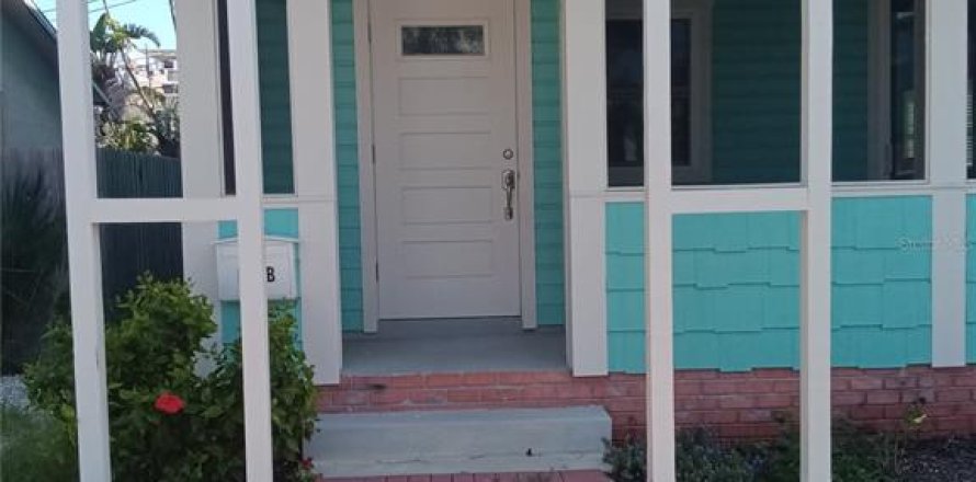 Apartment in Saint Pete Beach, Florida 3 bedrooms, 148.64 sq.m. № 1854138