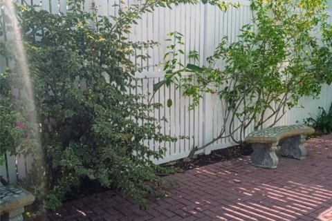 Apartment in Saint Pete Beach, Florida 3 bedrooms, 148.64 sq.m. № 1854138 - photo 30