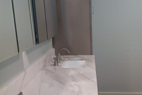 Apartment in Saint Pete Beach, Florida 3 bedrooms, 148.64 sq.m. № 1854138 - photo 12