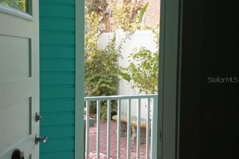 Apartment in Saint Pete Beach, Florida 3 bedrooms, 148.64 sq.m. № 1854138 - photo 24