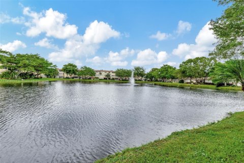 Condominio en venta en Lauderdale Lakes, Florida, 1 dormitorio, 63.55 m2 № 1964922 - foto 27