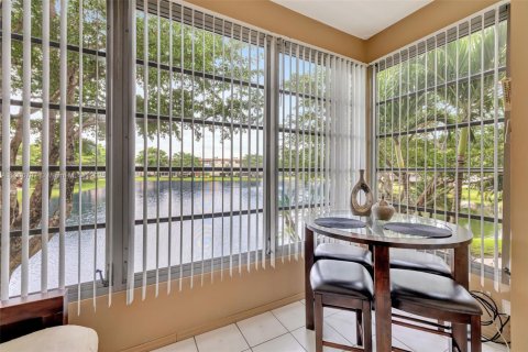 Condominio en venta en Lauderdale Lakes, Florida, 1 dormitorio, 63.55 m2 № 1964922 - foto 4