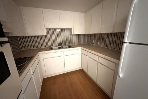 Condo in Clearwater, Florida, 1 bedroom  № 1539640 - photo 10
