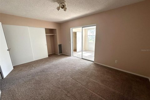 Condo in Clearwater, Florida, 1 bedroom  № 1539640 - photo 13
