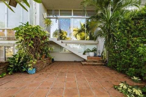 Condominio en venta en Hialeah, Florida, 3 dormitorios, 202.53 m2 № 1897530 - foto 4