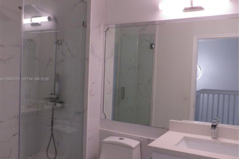 Villa ou maison à vendre à Miami, Floride: 4 chambres, 177.07 m2 № 2062481 - photo 20