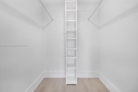 Copropriété à vendre à Sunny Isles Beach, Floride: 1 chambre, 59.46 m2 № 1938524 - photo 9