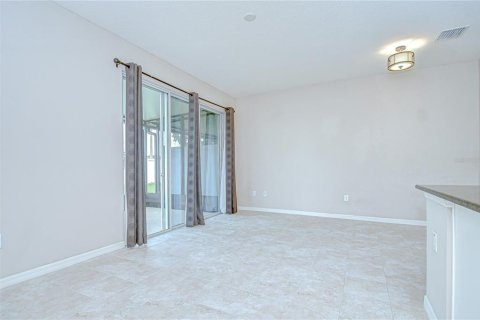 Townhouse in Riverview, Florida 3 bedrooms, 130.06 sq.m. № 1789902 - photo 11