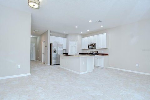 Townhouse in Riverview, Florida 3 bedrooms, 130.06 sq.m. № 1789902 - photo 10