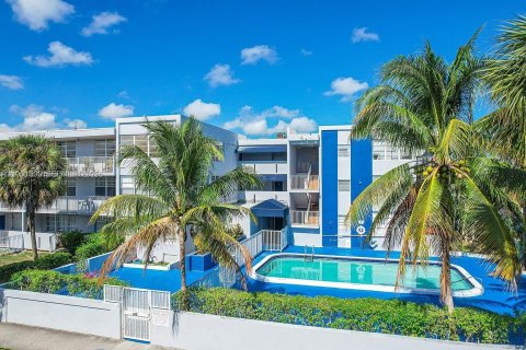 Купить кондоминиум в Норт-Майами-Бич, Флорида 1 спальня, 75.72м2, № 2007393 - фото 10