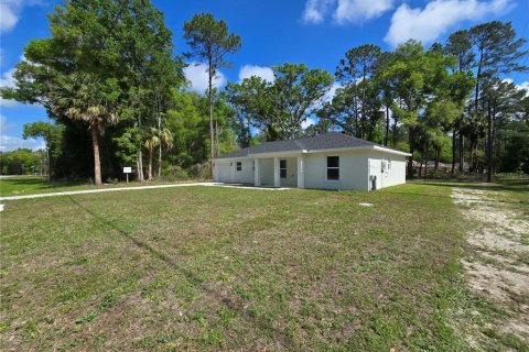 House in Ocklawaha, Florida 3 bedrooms, 121.7 sq.m. № 2232987 - photo 3