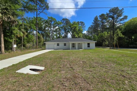 House in Ocklawaha, Florida 3 bedrooms, 121.7 sq.m. № 2232987 - photo 8