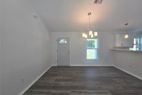 House in Ocklawaha, Florida 3 bedrooms, 121.7 sq.m. № 2232987 - photo 16