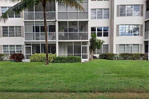 Condominio en venta en Pompano Beach, Florida, 1 dormitorio, 89.19 m2 № 1217326 - foto 1