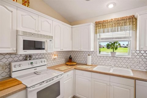 Casa en venta en The Villages, Florida, 2 dormitorios, 111.67 m2 № 2207159 - foto 18